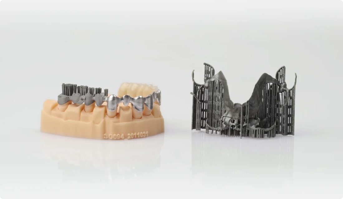 Aditivní výrobní proces pro zubní koncové výrobky
